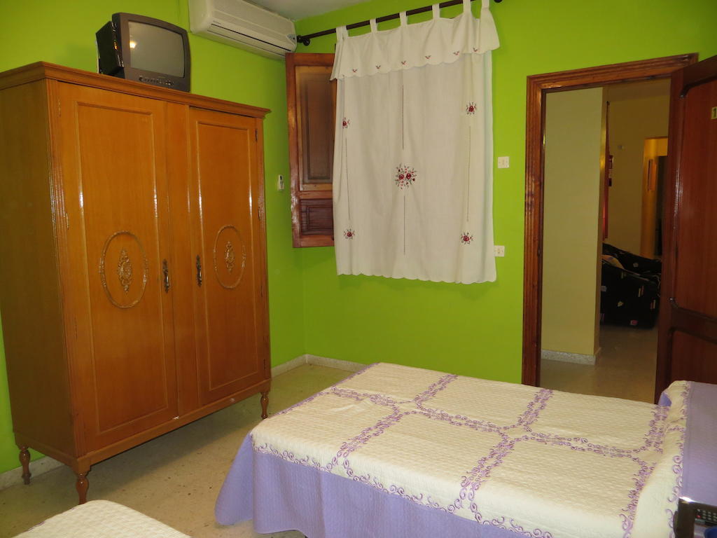 Hostal Restaurante Reina El Tejar Стая снимка